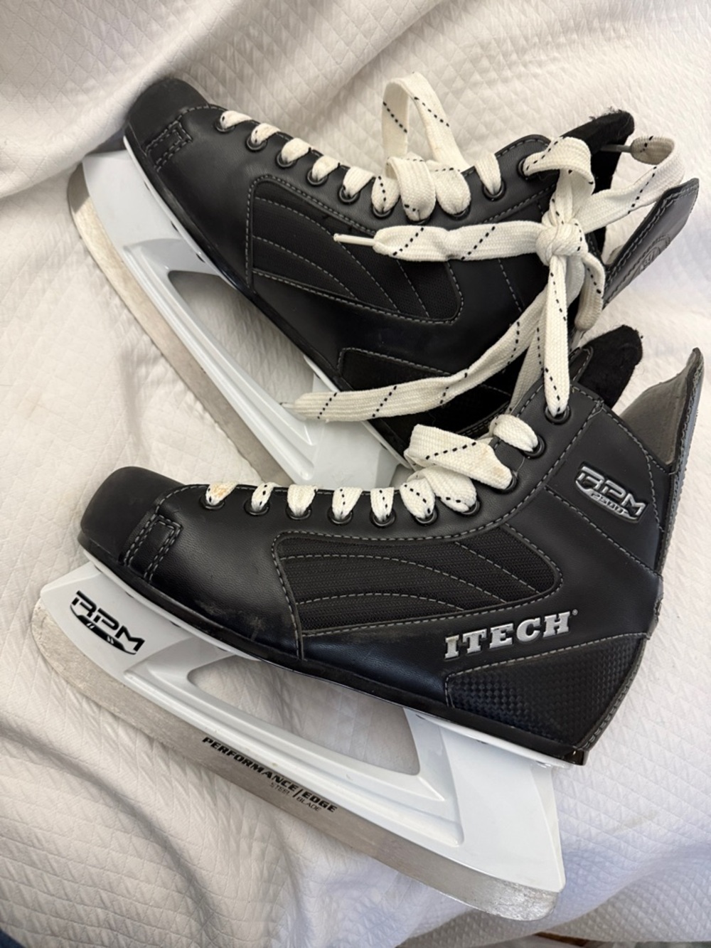 Itech RPM 2500 Hockey Skates - Men’s Size 8 (Fits Shoe Size 9-9.5)